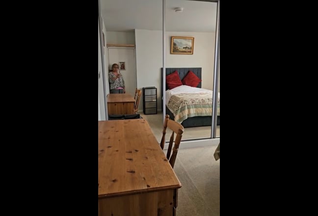 Double room to rent Main Photo