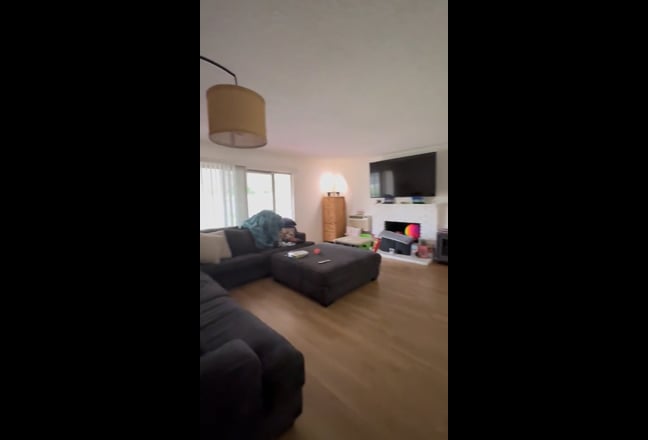 Room for rent Main Photo