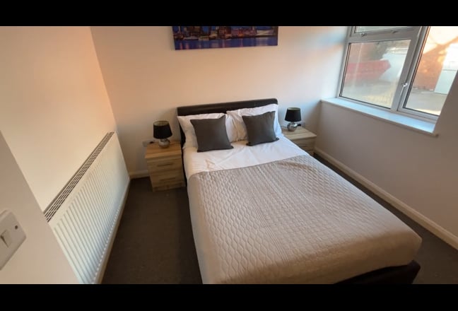 Furnished Rooms with En Suite in Mansfield Main Photo
