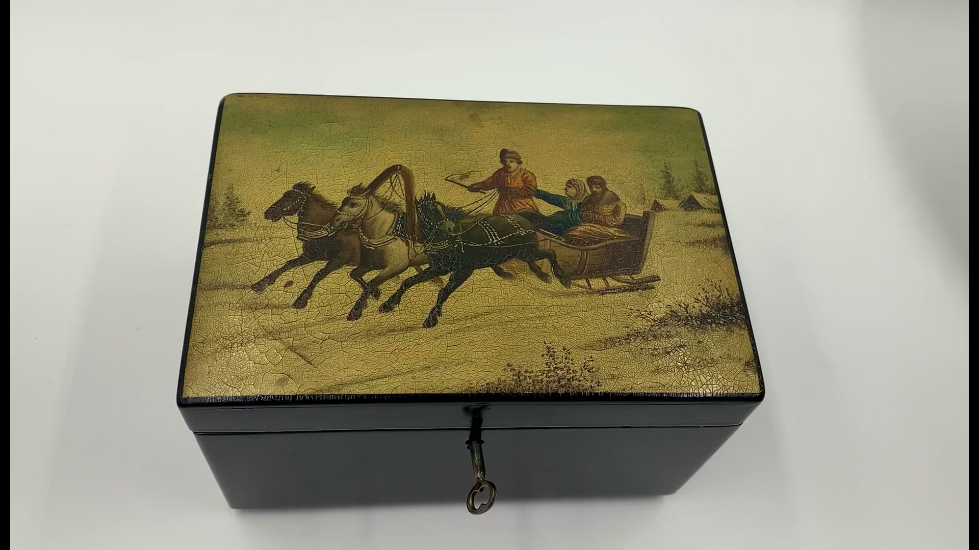 Antique Imperial Russian Lukutin Racing Winter Troika Lacquer  Vintage Russian Troika Lacquer Trinket Box Kholui School Castles Handpainted 3\