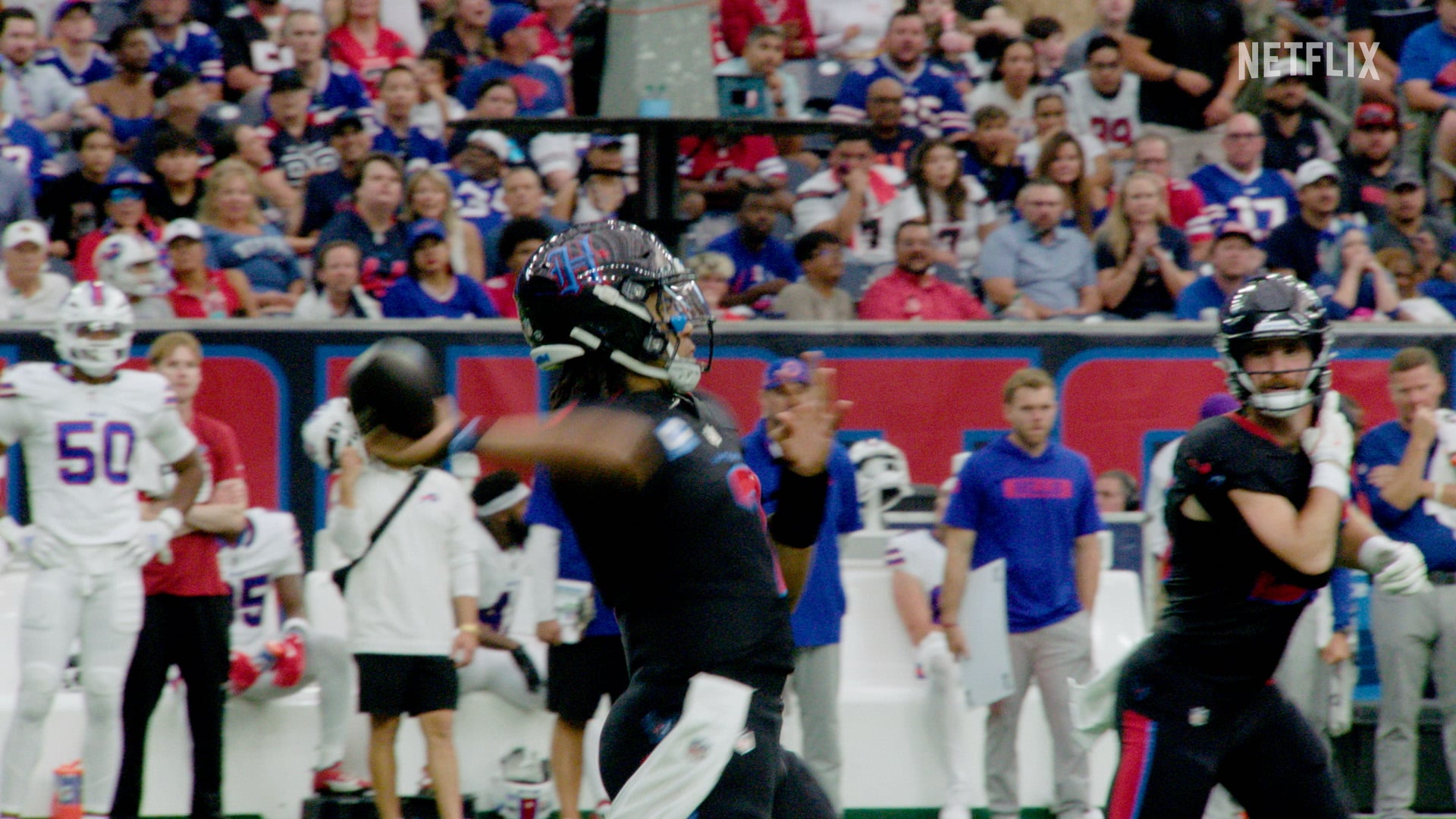 NFLX On Netflix – TV30 "Very Special Christmas"