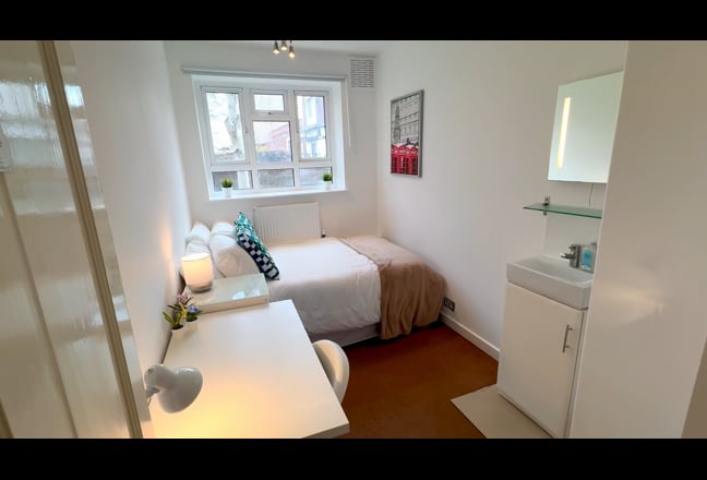 Social professional flatshare 3min Nine Elms Tube Main Photo
