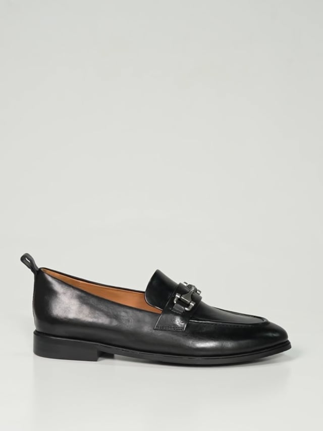 VANDA / Black