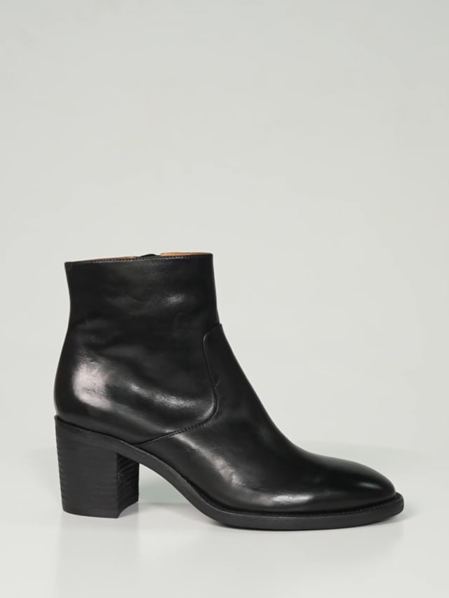 MACABEE / Black