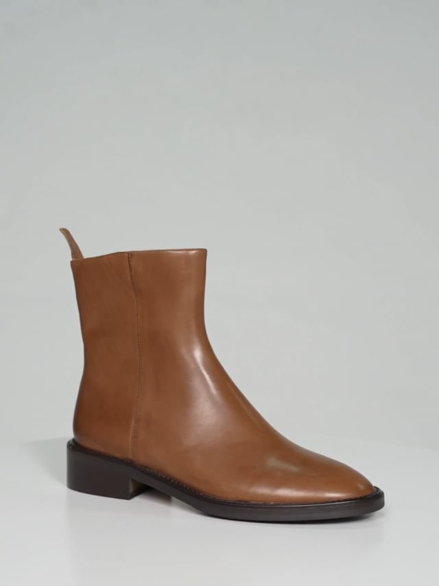 MAJID / Brown