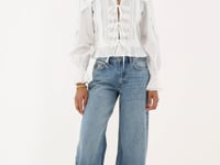 Witte blouse strikjes ruffle_1