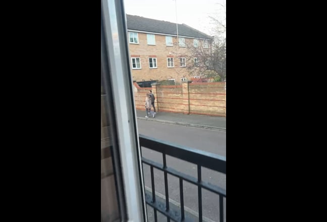 Cosy 2 Bed Apartment Free Private Parking  Main Photo