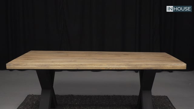 Video 1070594253