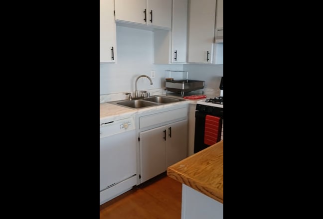 Condo lower level share living spaces Main Photo