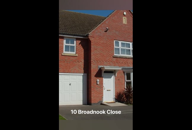 🔥 New Professional Houseshare! 🔥 Main Photo