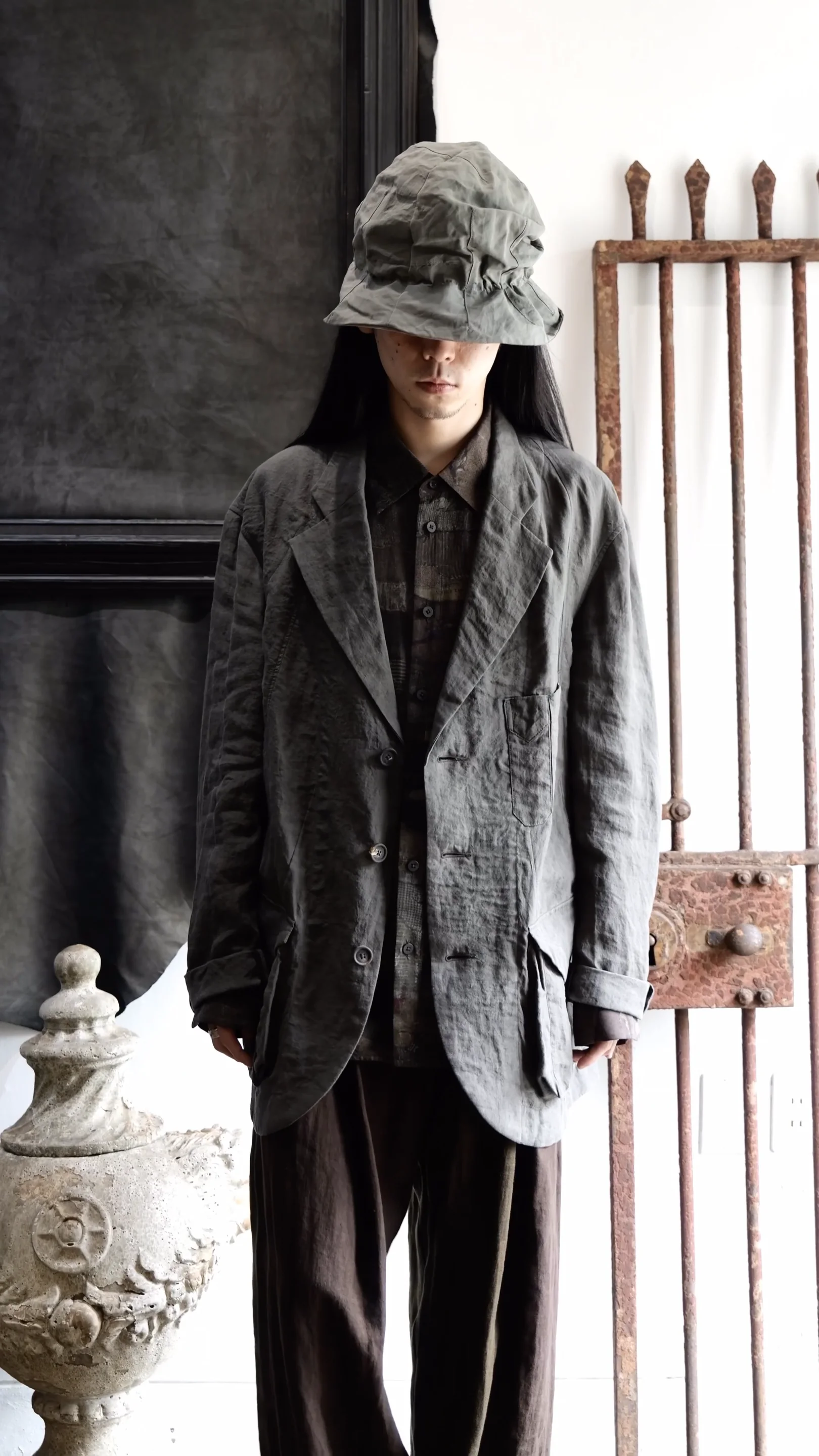 0M2510921. 3 Button Long Jacket. ZIGGY CHEN. 2025SS