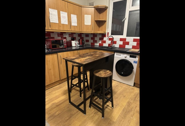 Absolute bargain!Single Rm 5Min  East-Acton Tube.  Main Photo
