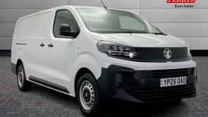 VAUXHALL VIVARO 2025 