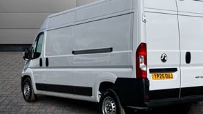 VAUXHALL MOVANO 2025 (25)