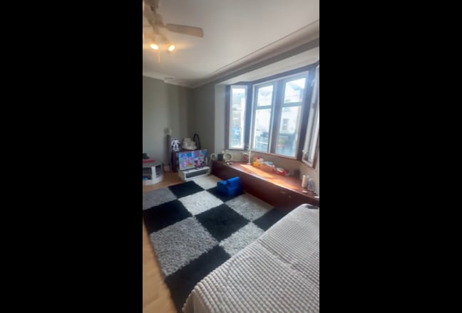 2/3 Bedroom flat With Balcony In Manor House Main Photo