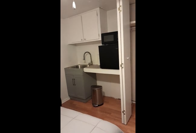  room for rent (furnished) in 55plus Community  Main Photo