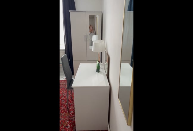 Very Clean  Spacious Double Room No Agency Fees Main Photo