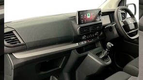 VAUXHALL VIVARO 2025 