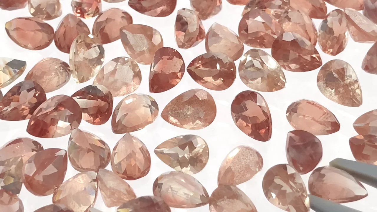 動画】宝石質オレゴンサンストーンAAA ルース ペアシェイプファセット