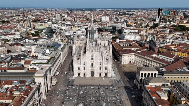 Cathedrals - Chapter 1 - The Evolution of Cathedral Architecture