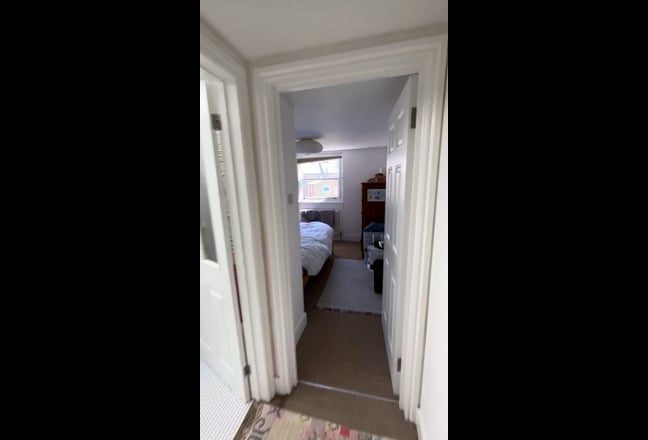 One Bed Flat, Stoke Newington N16. Bills Included Main Photo