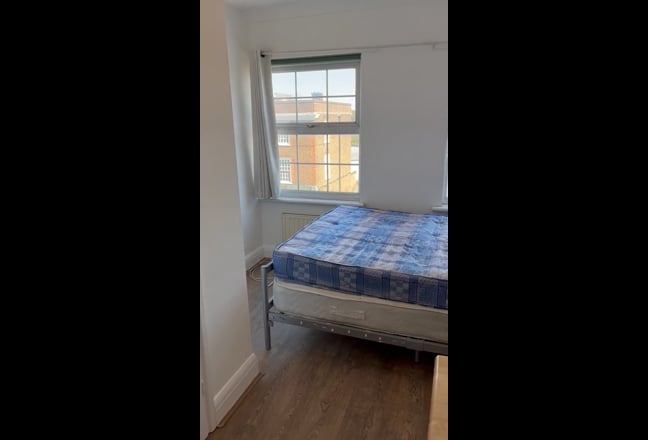 Newly Decorated En-Suite Room Inclusive Of Bills Main Photo