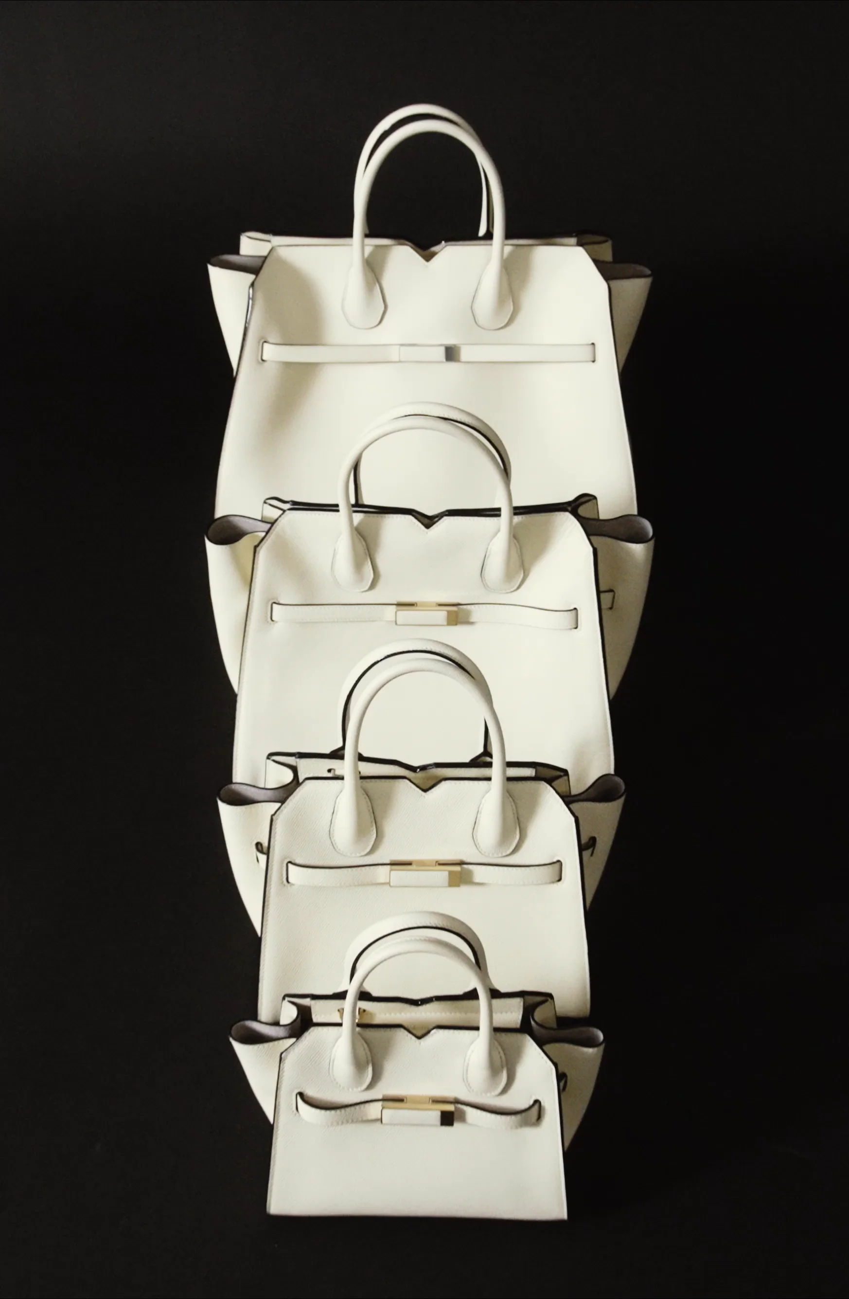 Valextra: Luxury Italian leather handbags, designer purses
