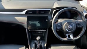 MG ZS 2023 (23)