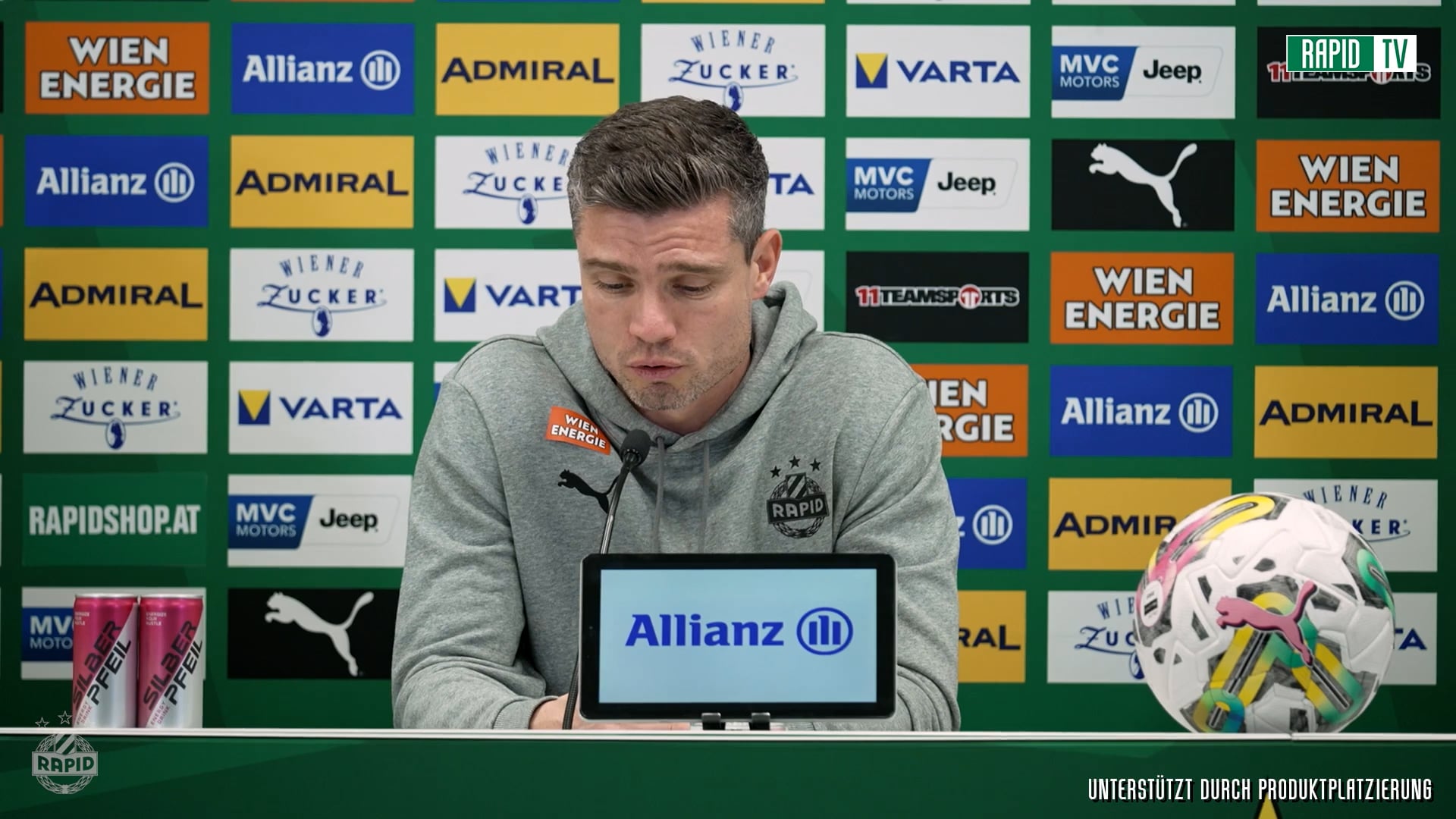 Robert Klauß mit einem Statement von der Pressekonferenz
