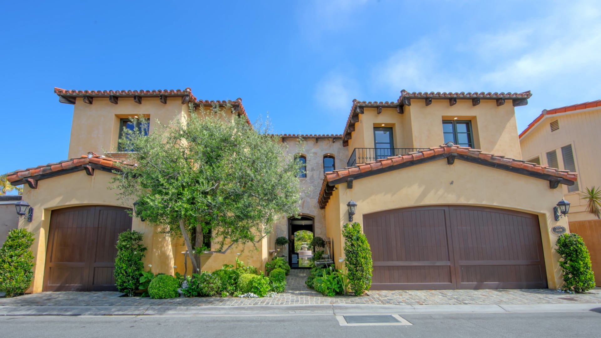 208 Via Palermo, Newport Beach