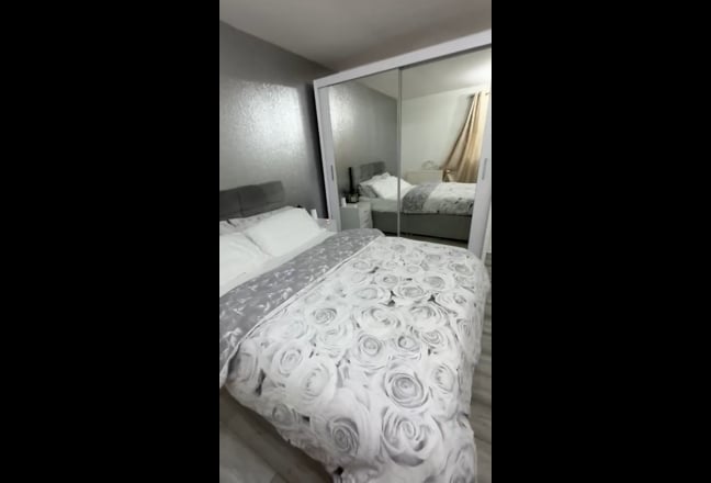 Luxury Doublebed room in a cosy house environment  Main Photo