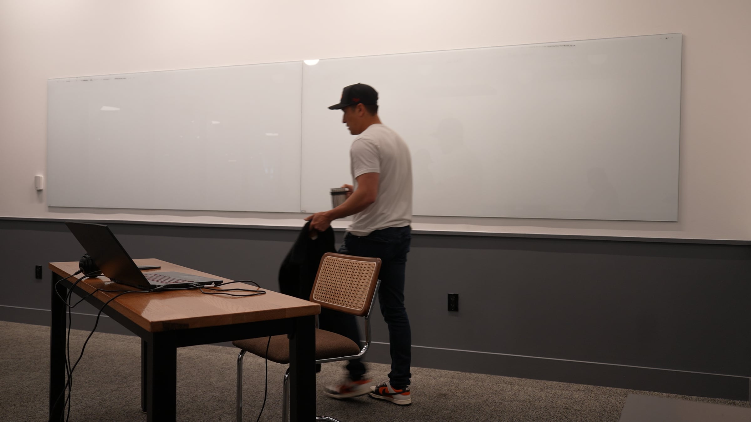 Dallas Masterclass - TRADING PROCESS PART I | Videos & Movies on Vimeo