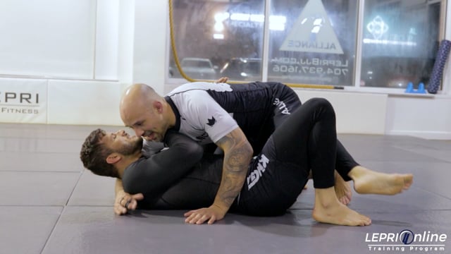 Half Guard Escape to Mount