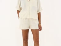 Beige blouse with short sleeves | My Jewellery