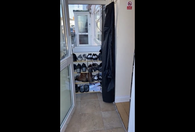 Shared house near Horsham Park Main Photo