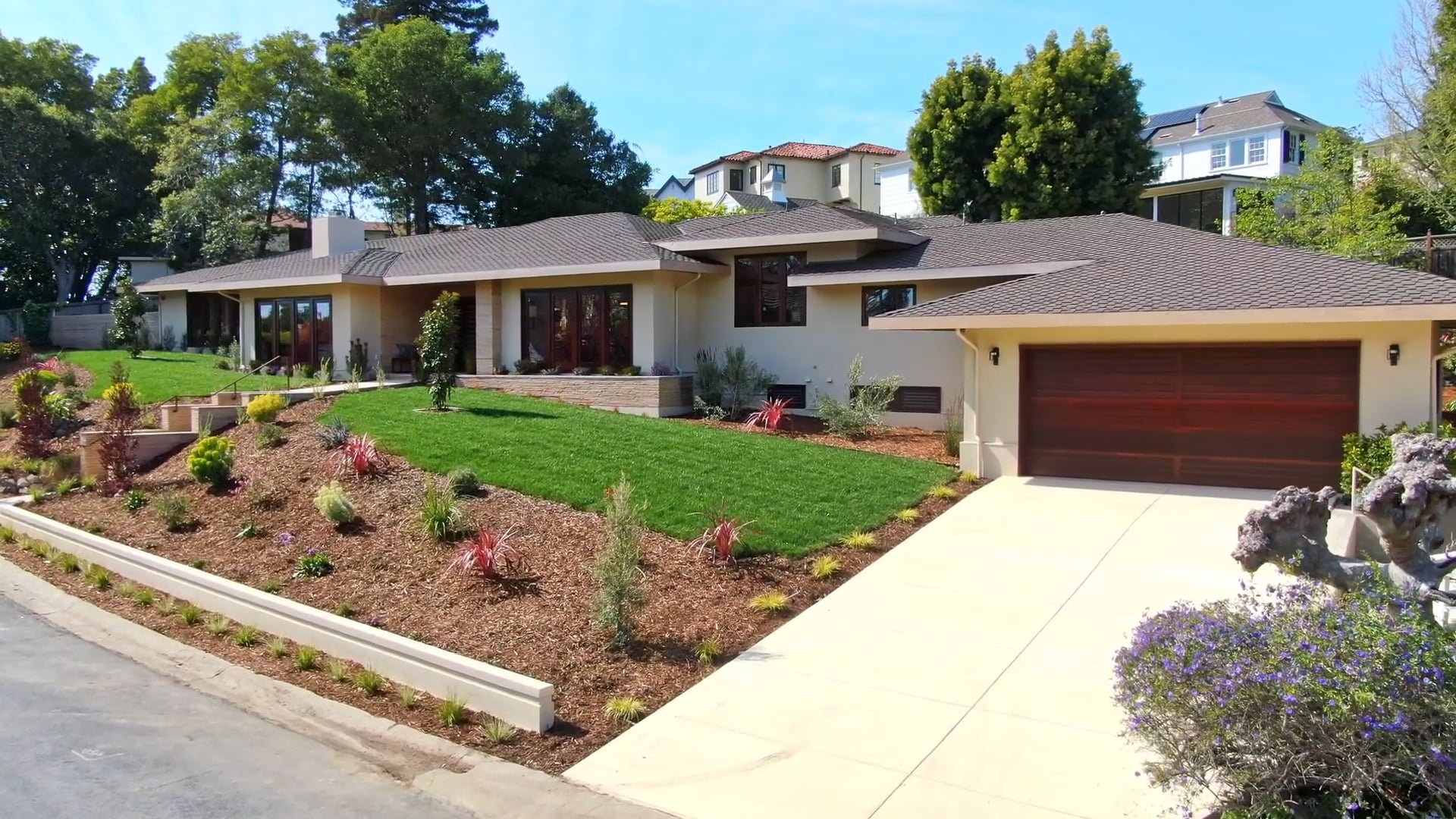 Narrated Tour – Claremont Pines Estate