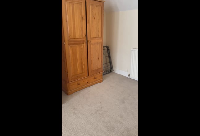 Photo 1: undefined