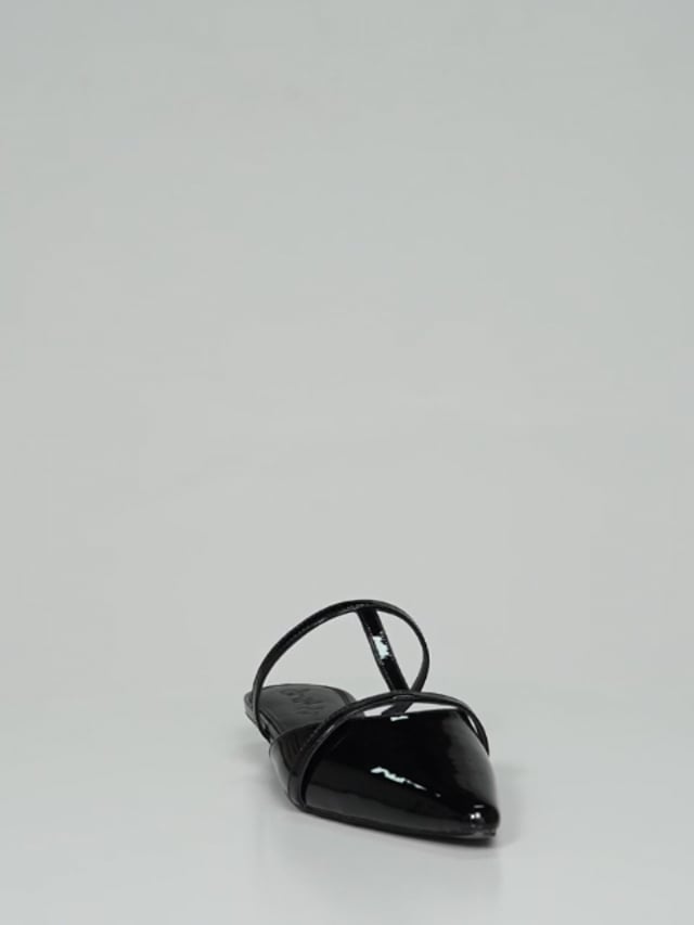 LUCIA_ / Black Patent