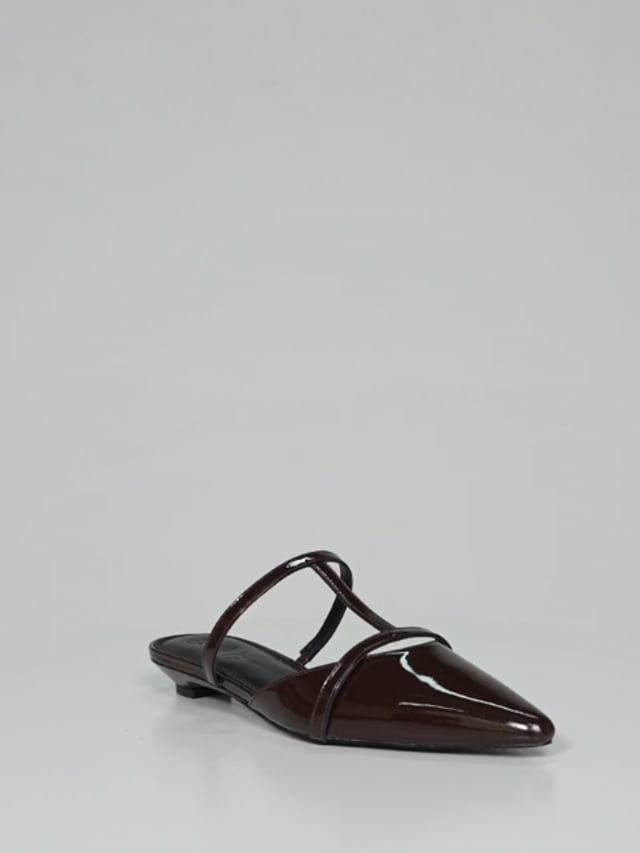 LUCIA_ / Chocolate Patent