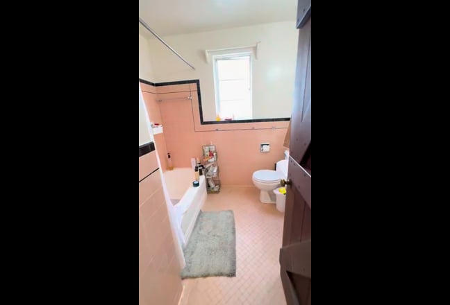 Fully-Furnised Apartment in Berkeley - One Bedroom Main Photo