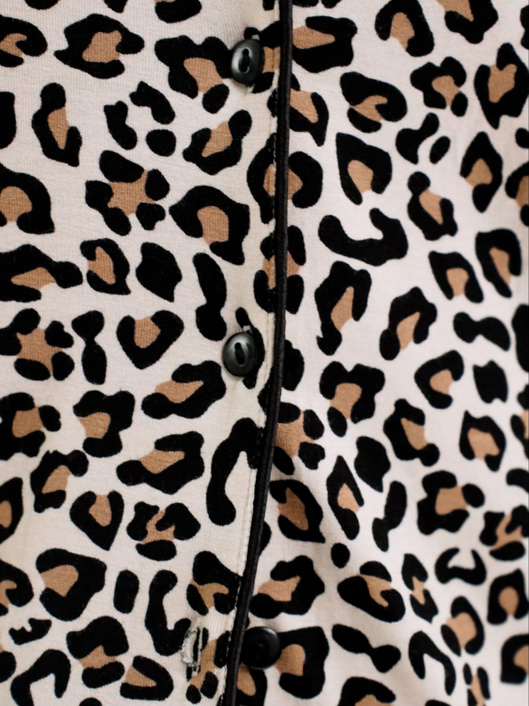 סט פיג’מה קצרה מכופתרת LEOPARD