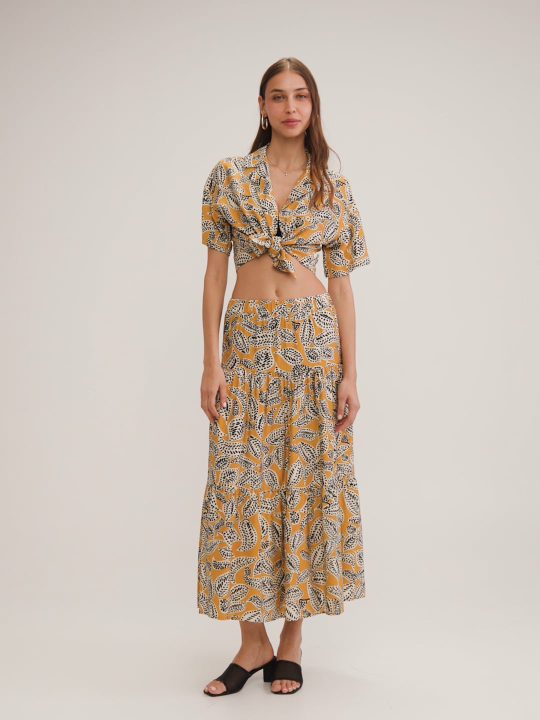 ON VACATION SKIRT