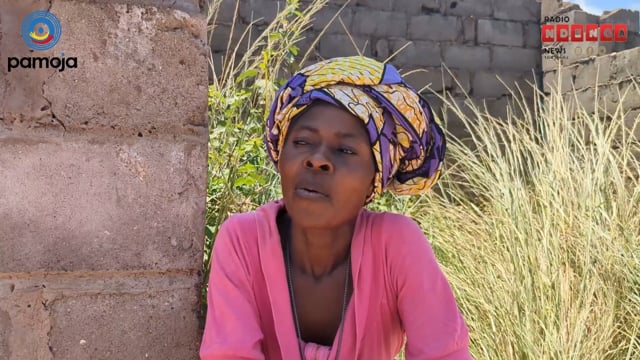 Extraction des graviers par les femmes