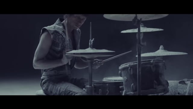 Muse - Dead Inside [Official Music Video]