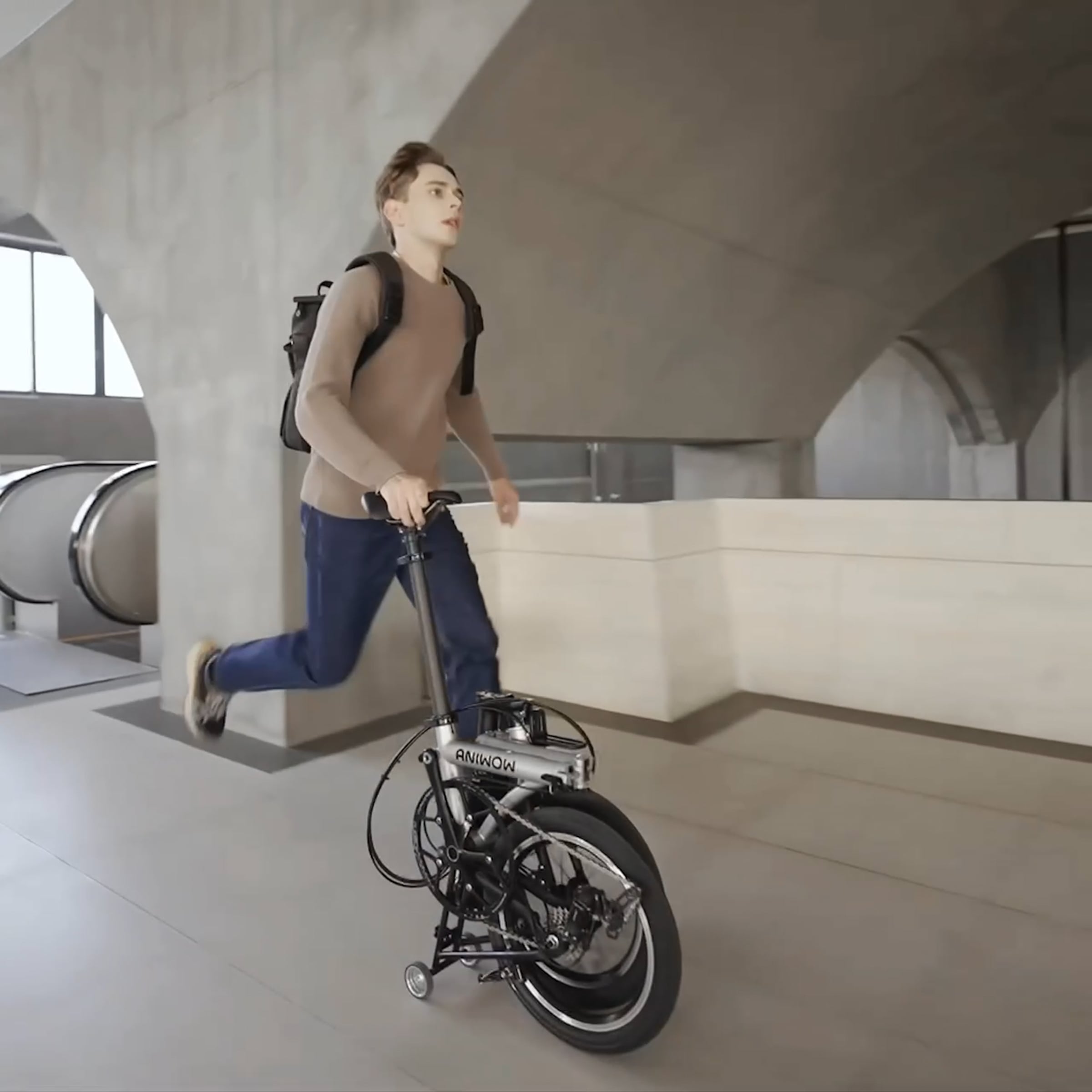 Aniwow AW16: World's Smallest 16