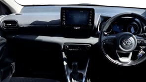TOYOTA YARIS 2021 (21)
