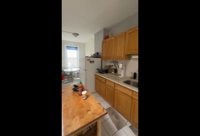 1 bed in 2 bedroom duplex Main Photo