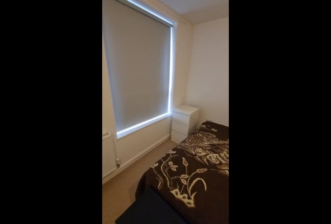Super Large Room with Double Bed Plenty of Space Main Photo