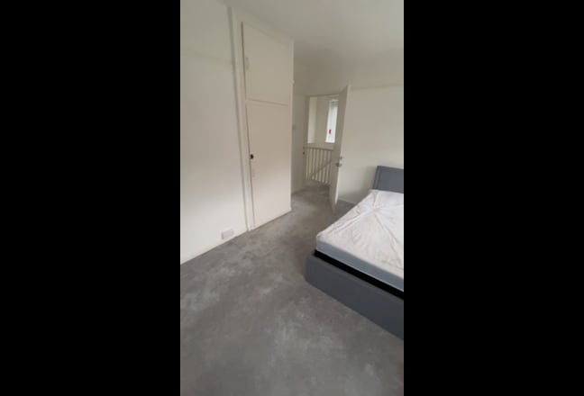 Spacious double room  Main Photo