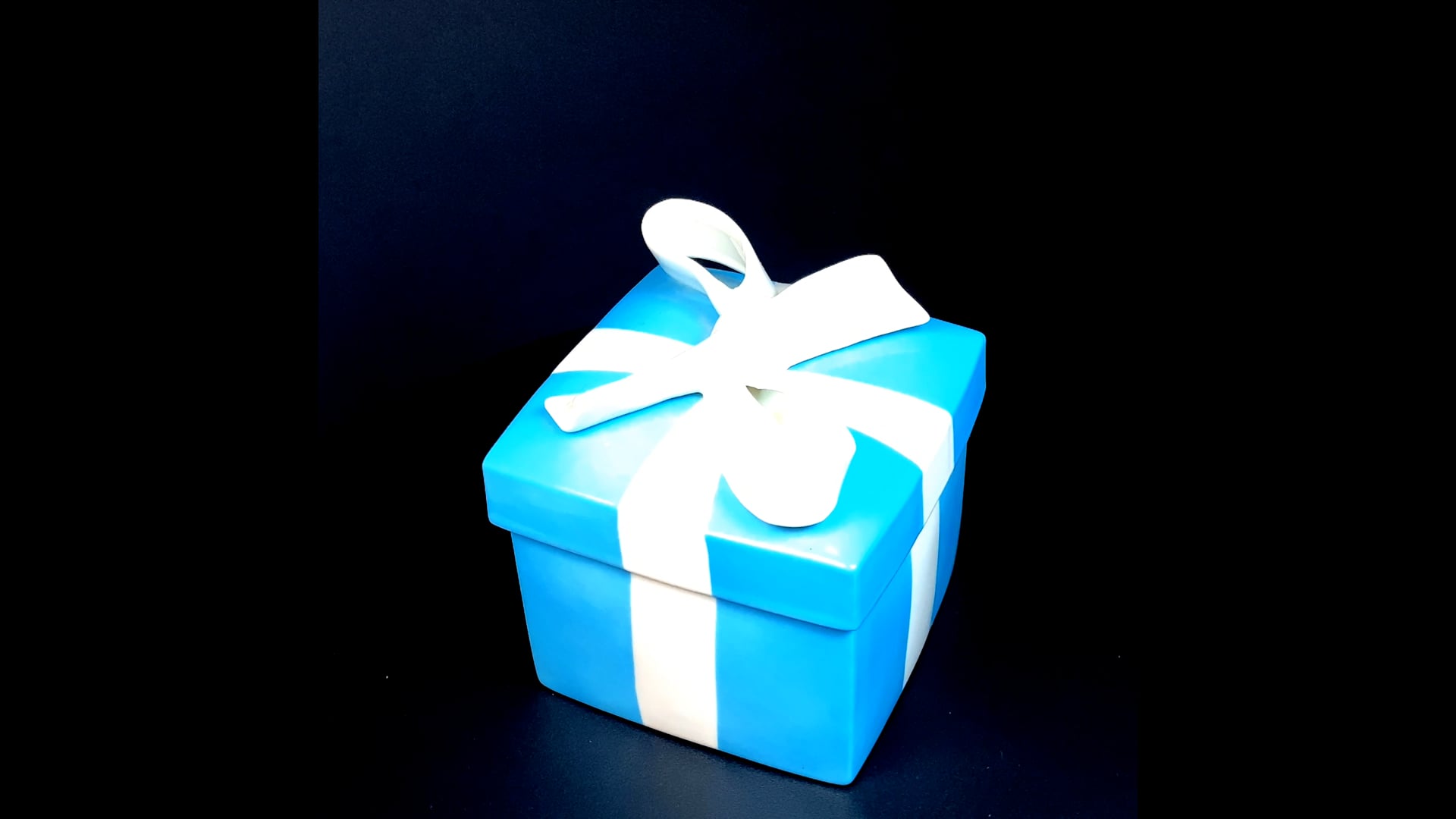 Mid 20th Century Tiffany and Co Iconic Blue Ceramic Gift Box at